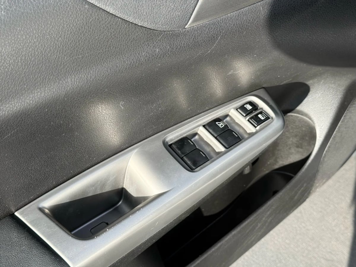 2010 Subaru Impreza WRX - Photo 17