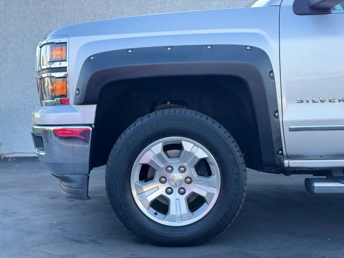 2015 Chevrolet Silverado 1500 LTZ - Photo 11