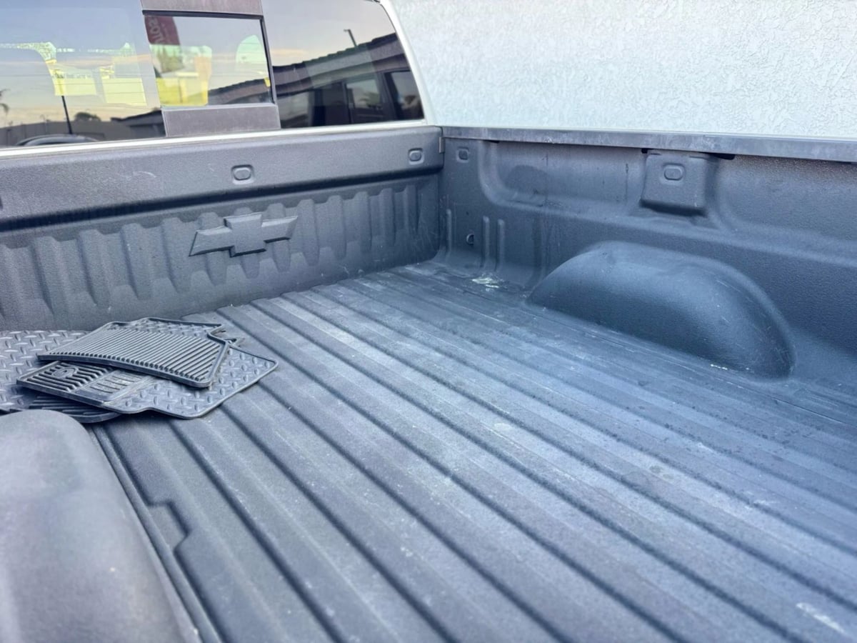 2015 Chevrolet Silverado 1500 LTZ - Photo 15