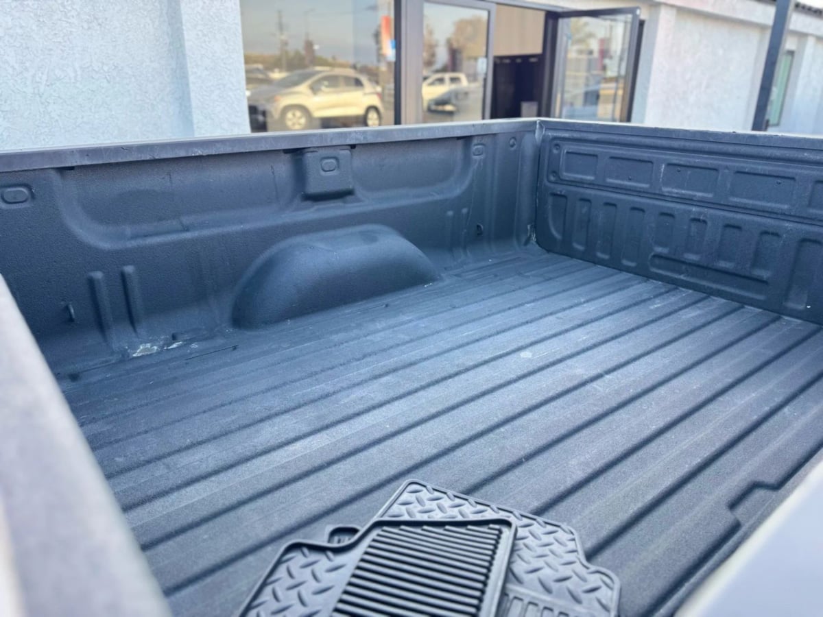 2015 Chevrolet Silverado 1500 LTZ - Photo 16
