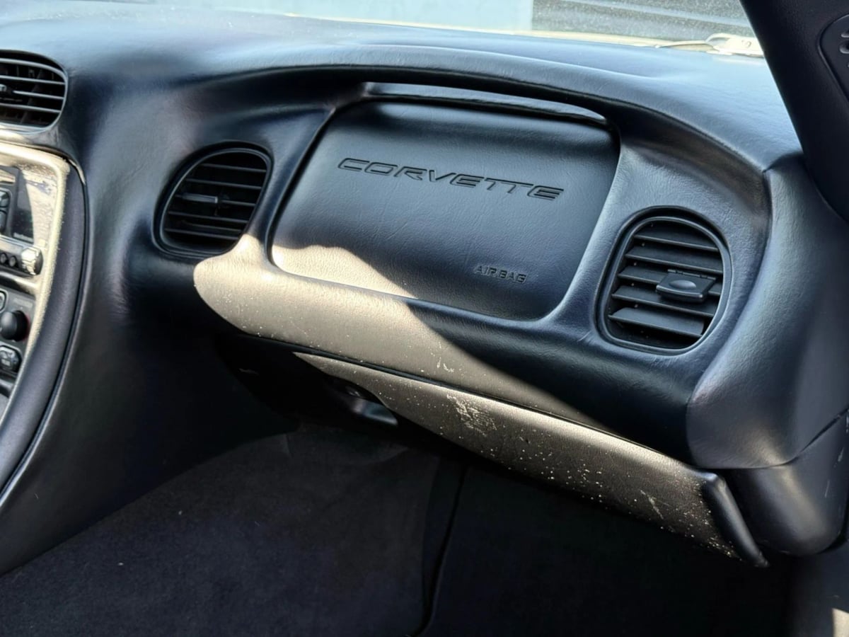 2001 Chevrolet Corvette Base - Photo 27