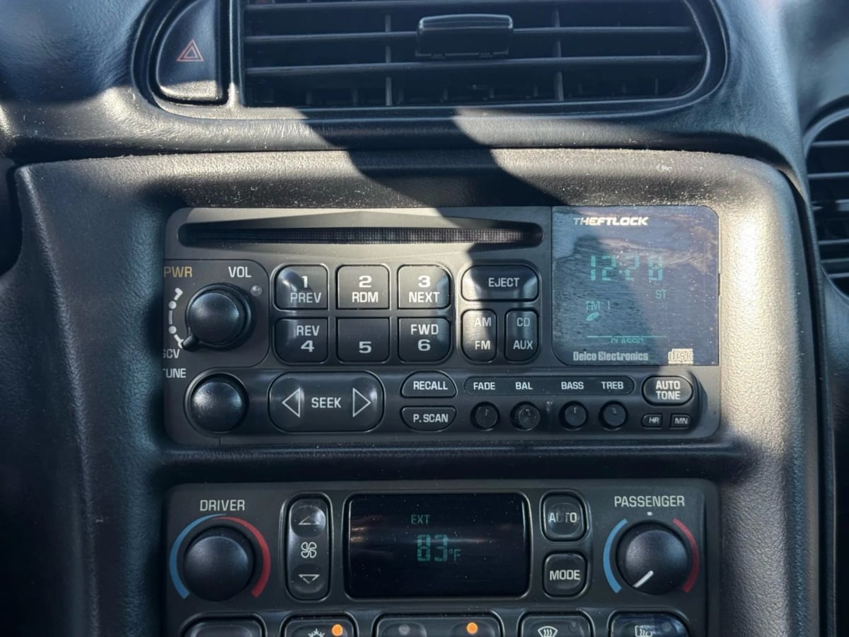 2001 Chevrolet Corvette Base - Photo 33