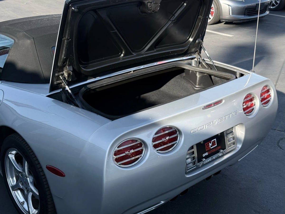 2001 Chevrolet Corvette Base - Photo 38