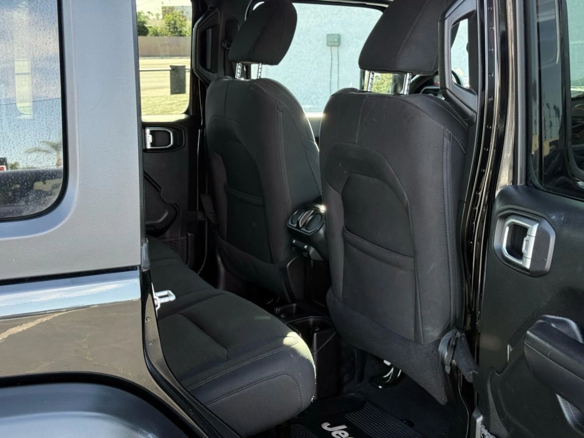 2019 Jeep Wrangler Unlimited Sport S - Photo 25