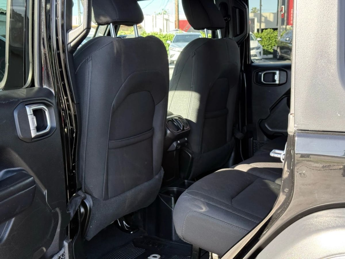 2019 Jeep Wrangler Unlimited Sport S - Photo 29