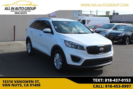 Sold 2017 Kia Sorento LX