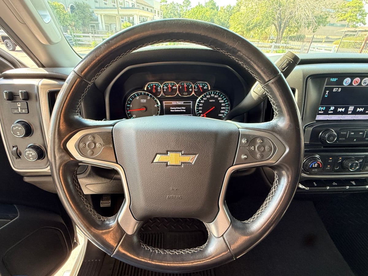 2017 Chevrolet Silverado 2500HD LT - Photo 19