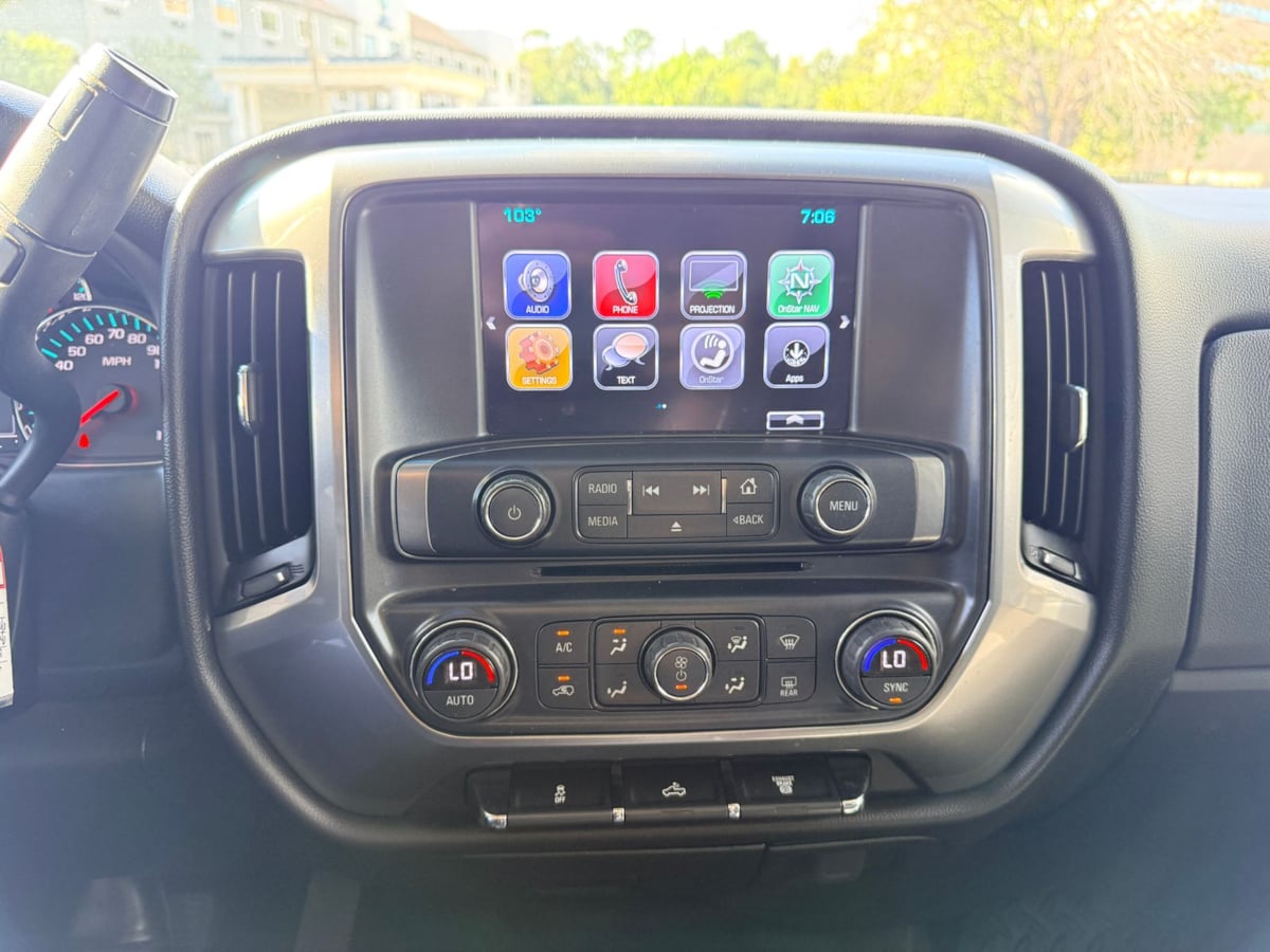 2017 Chevrolet Silverado 2500HD LT - Photo 22