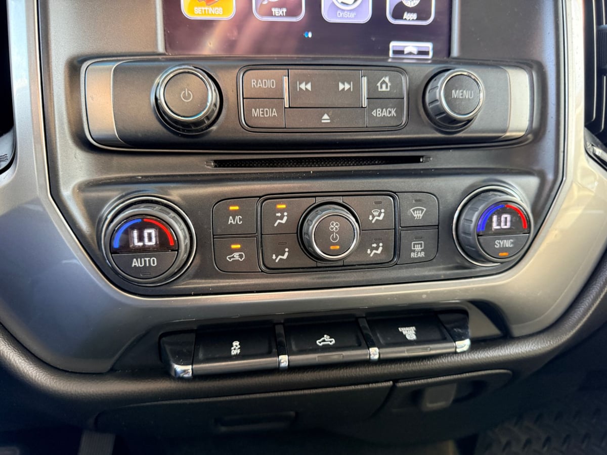 2017 Chevrolet Silverado 2500HD LT - Photo 23
