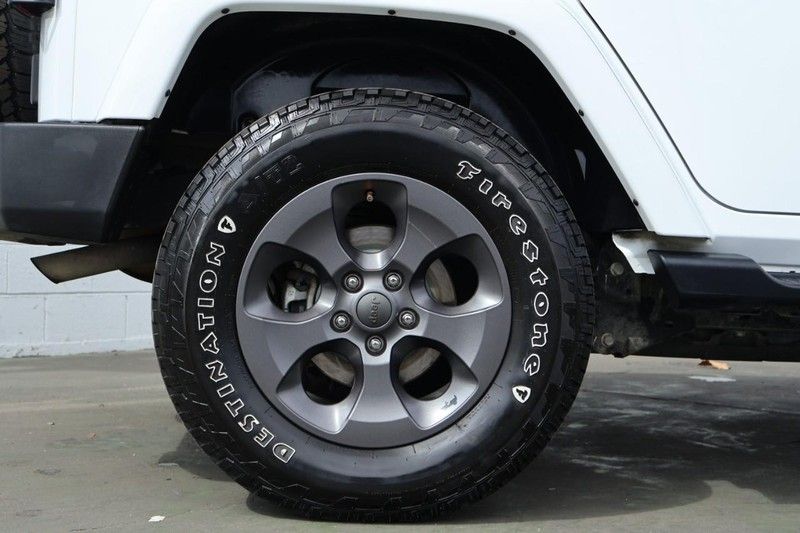 2017 Jeep Wrangler Unlimited Freedom Edition - Photo 17