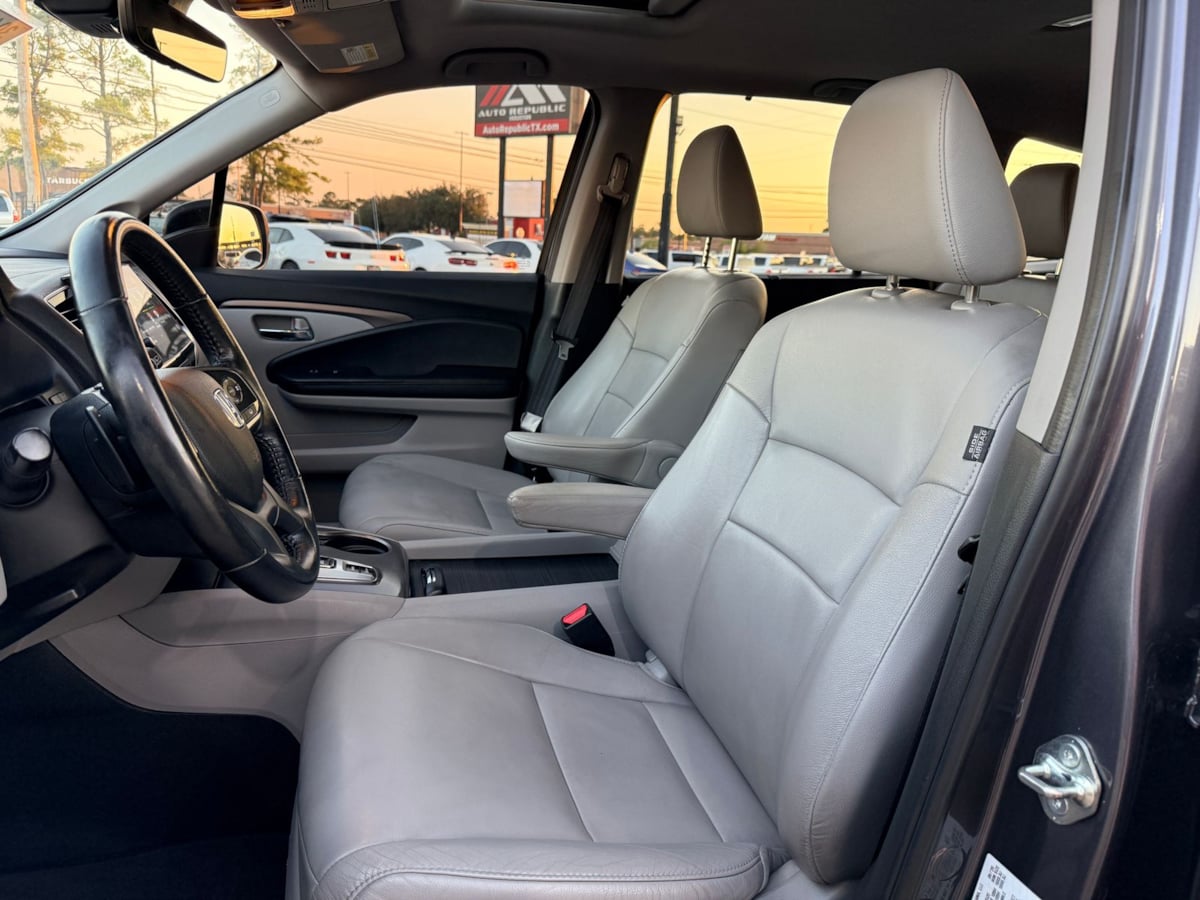 2021 Honda Pilot EX-L - Photo 10