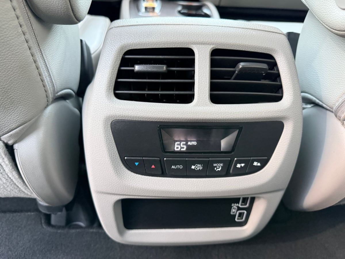 2021 Honda Pilot EX-L - Photo 15