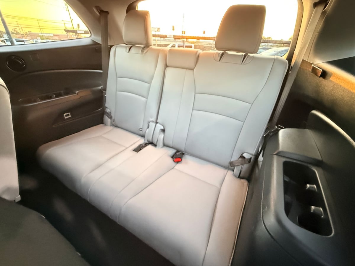 2021 Honda Pilot EX-L - Photo 17