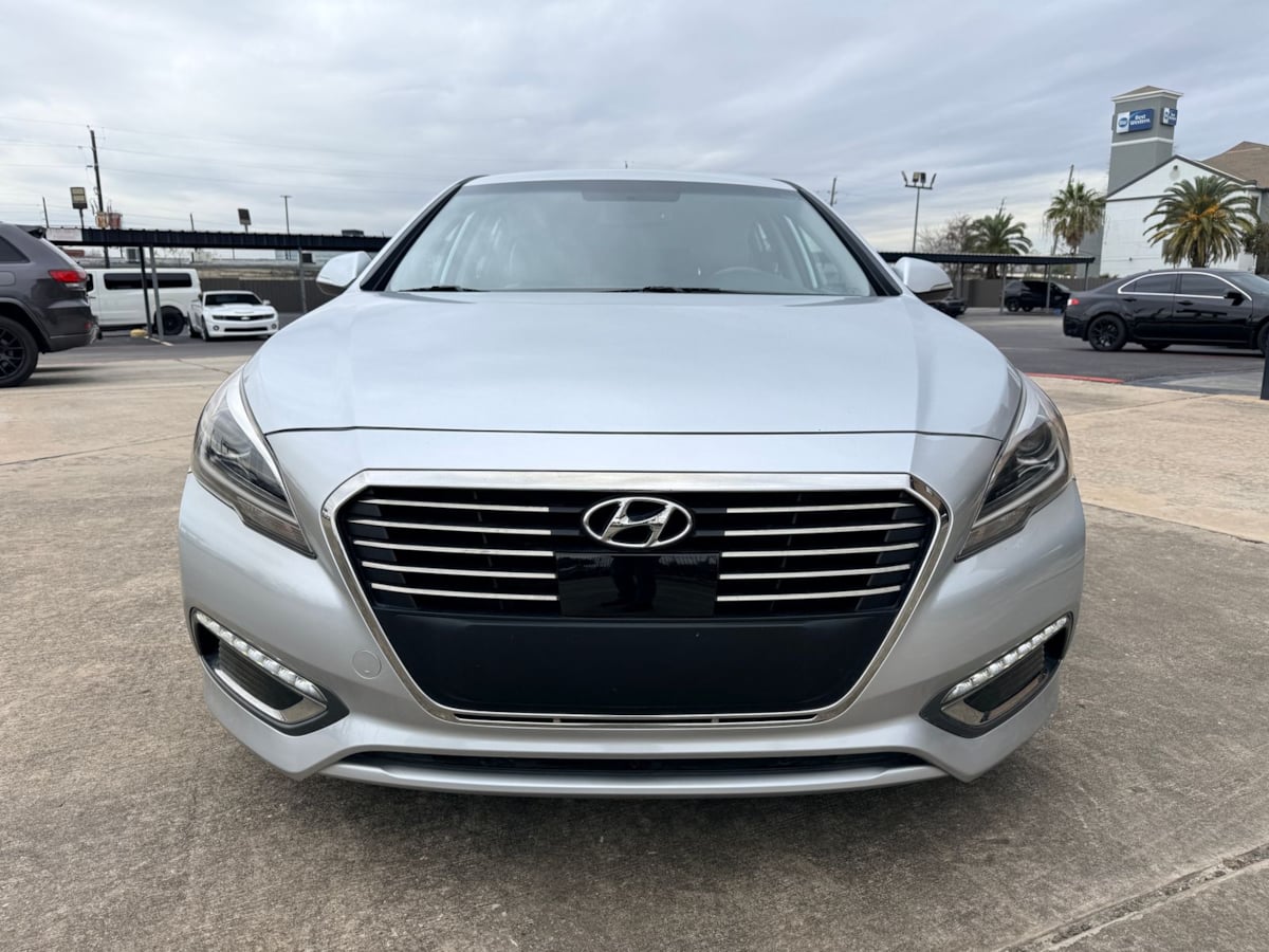 2017 Hyundai Sonata Hybrid Limited - Photo 2