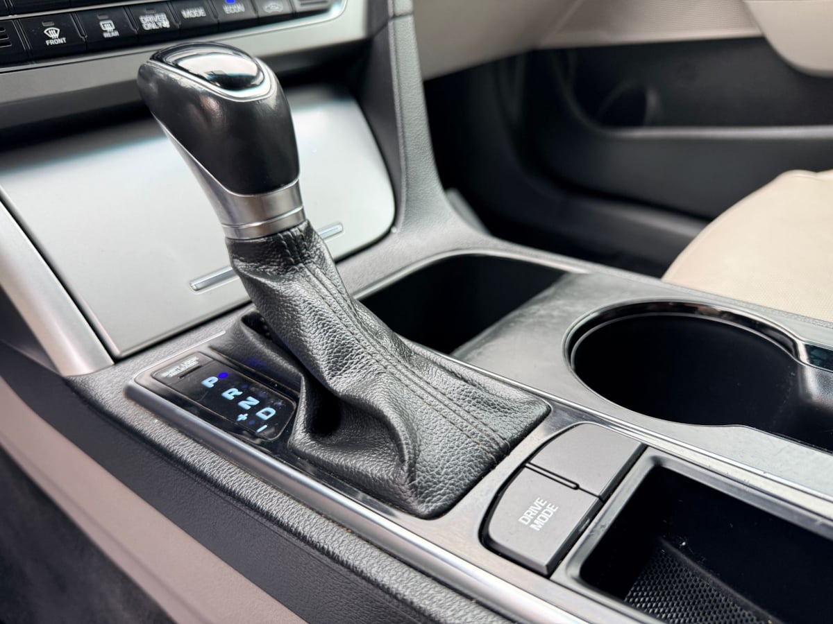 2017 Hyundai Sonata Hybrid Limited - Photo 27