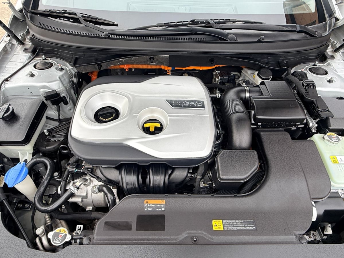 2017 Hyundai Sonata Hybrid Limited - Photo 29