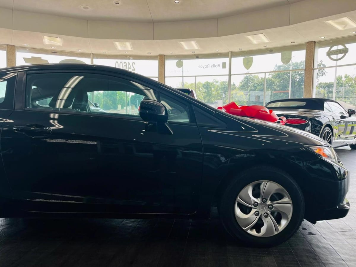 2013 Honda Civic LX photo 3