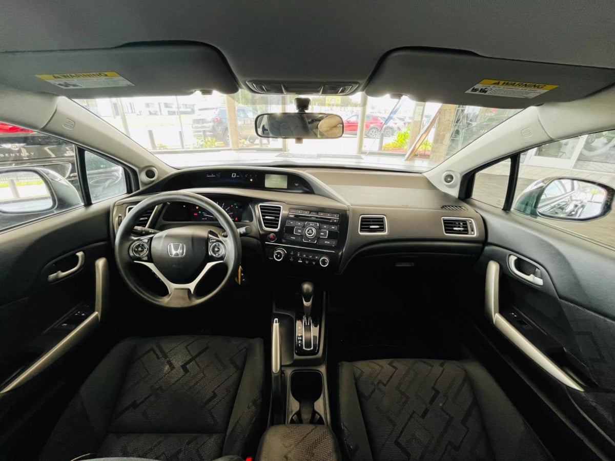 2013 Honda Civic LX photo 24
