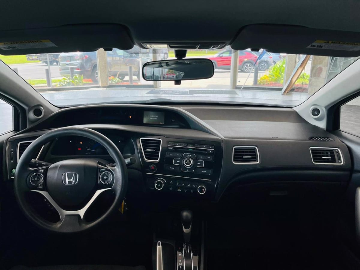 2013 Honda Civic LX photo 25