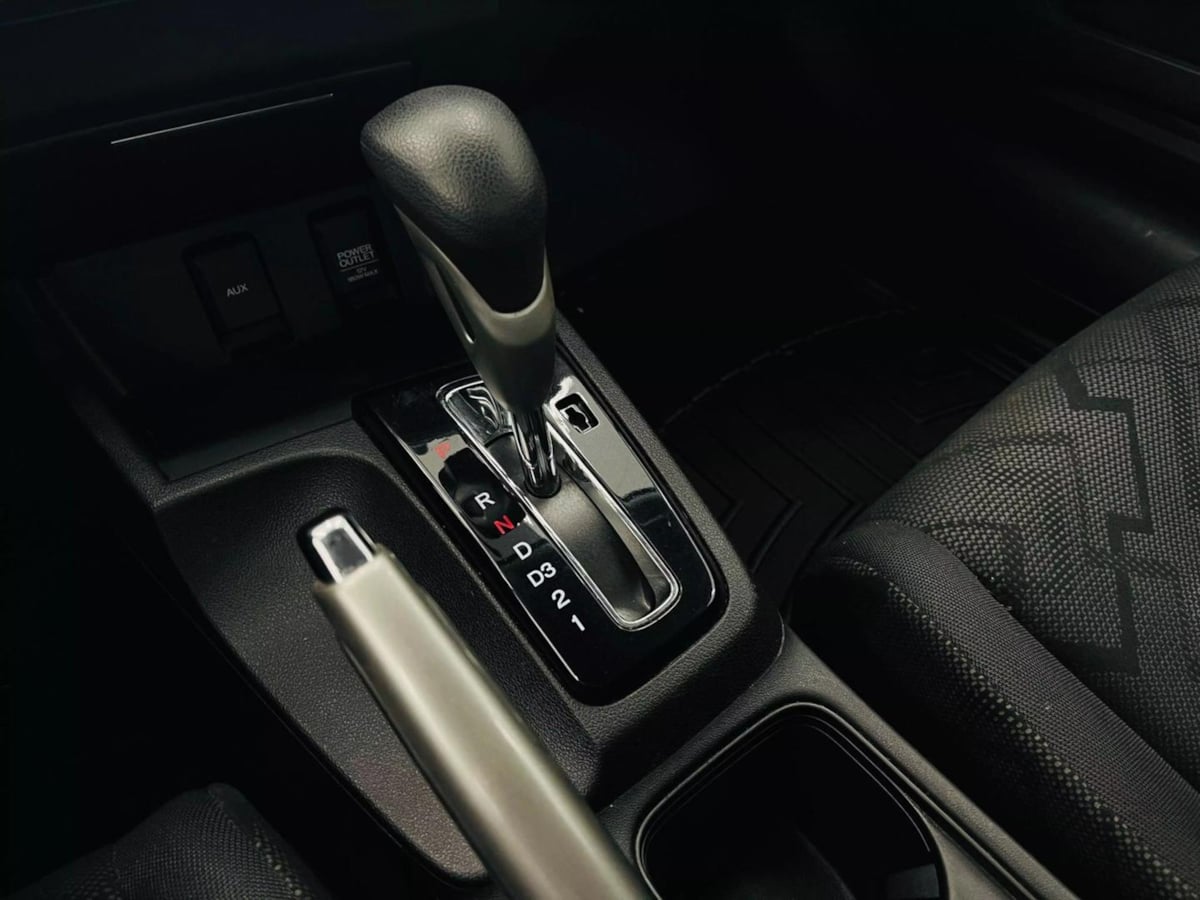 2013 Honda Civic LX photo 37