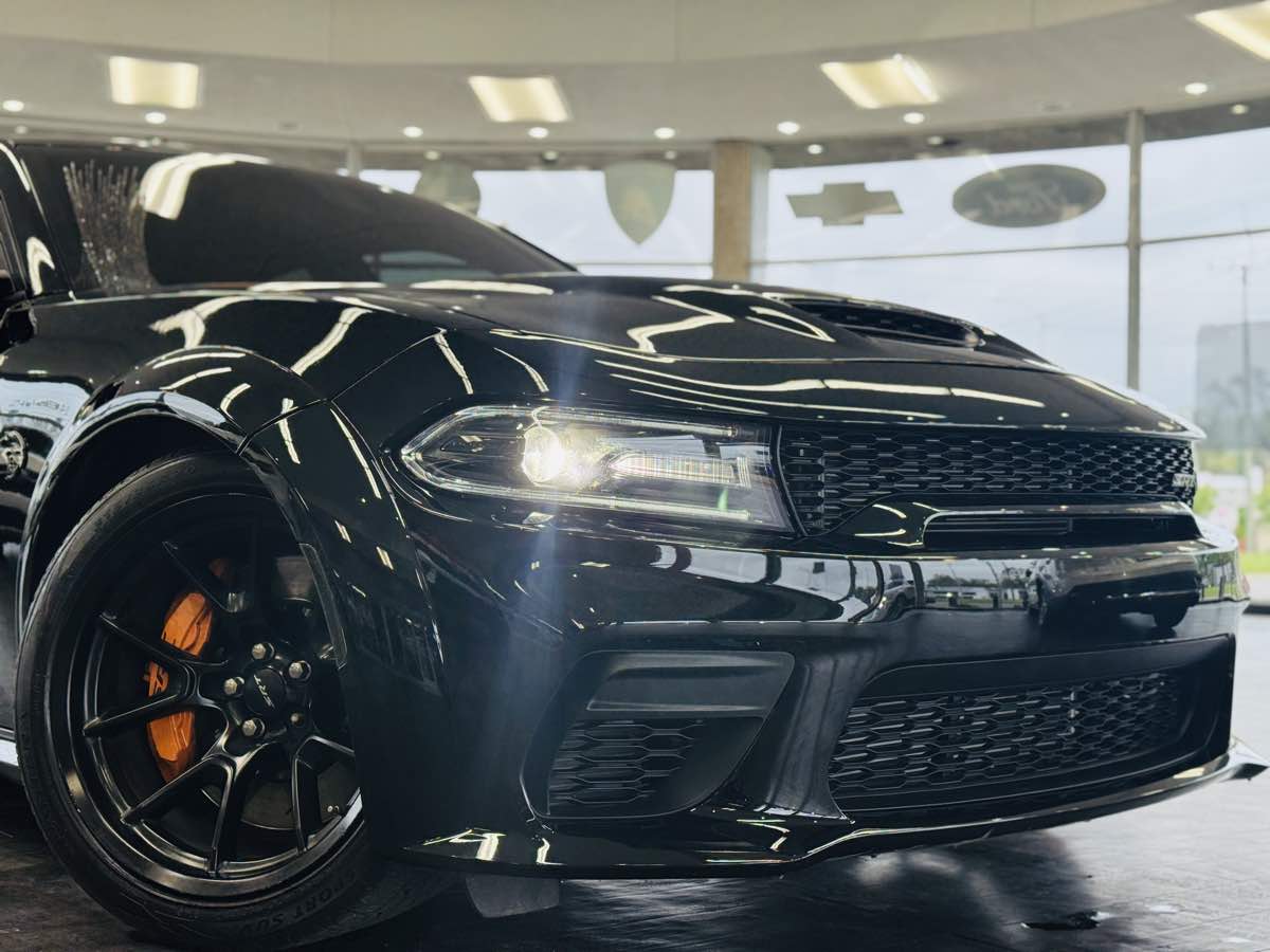 2021 Dodge Charger SRT8 Hellcat Redeye Widebody photo 2