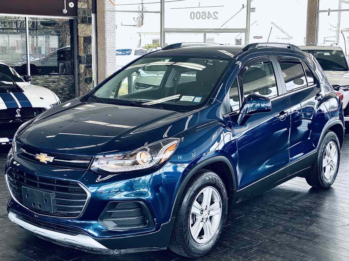 2020 Chevrolet Trax LT photo 3