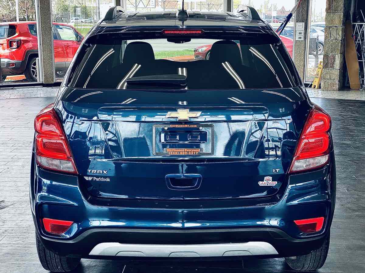 2020 Chevrolet Trax LT photo 14