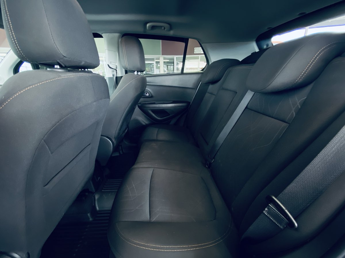 2020 Chevrolet Trax LT photo 23
