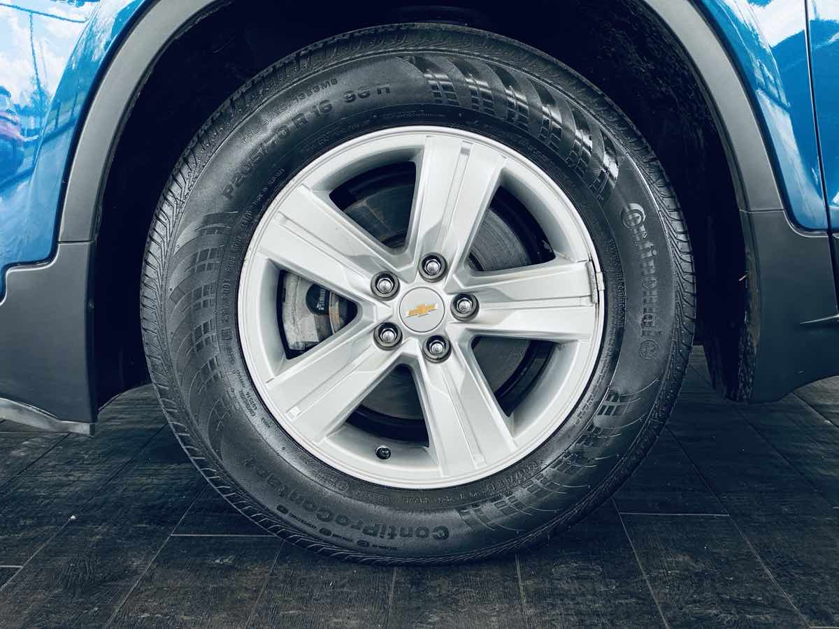 2020 Chevrolet Trax LT photo 29