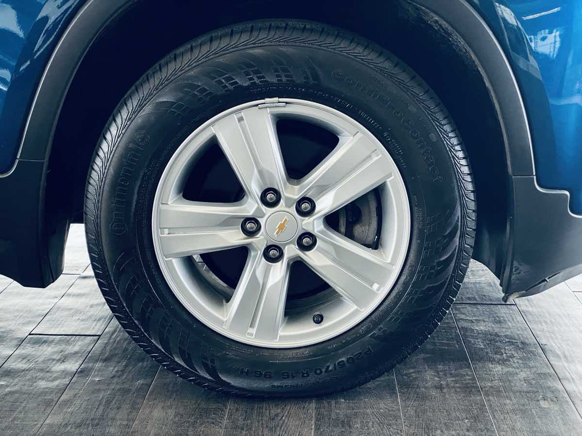 2020 Chevrolet Trax LT photo 32