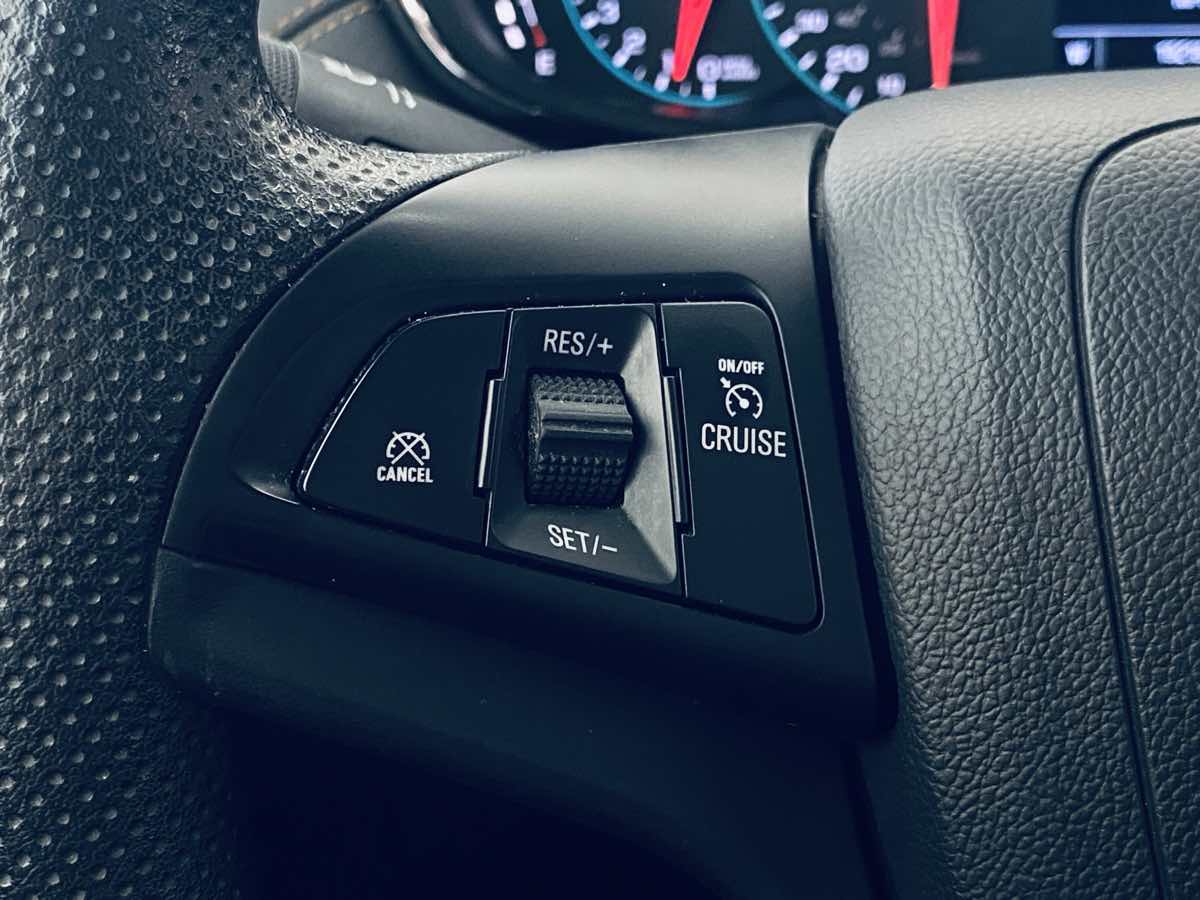 2020 Chevrolet Trax LT photo 40