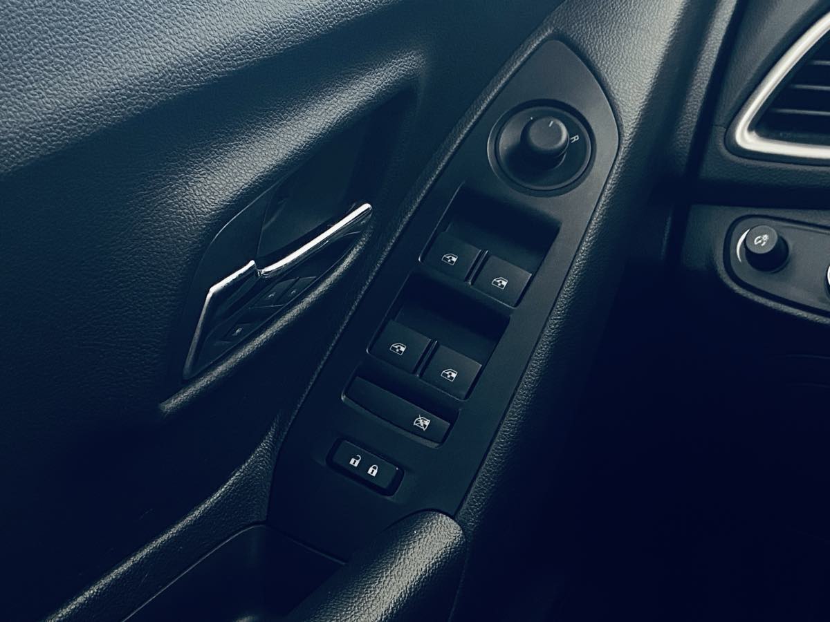 2020 Chevrolet Trax LT photo 42