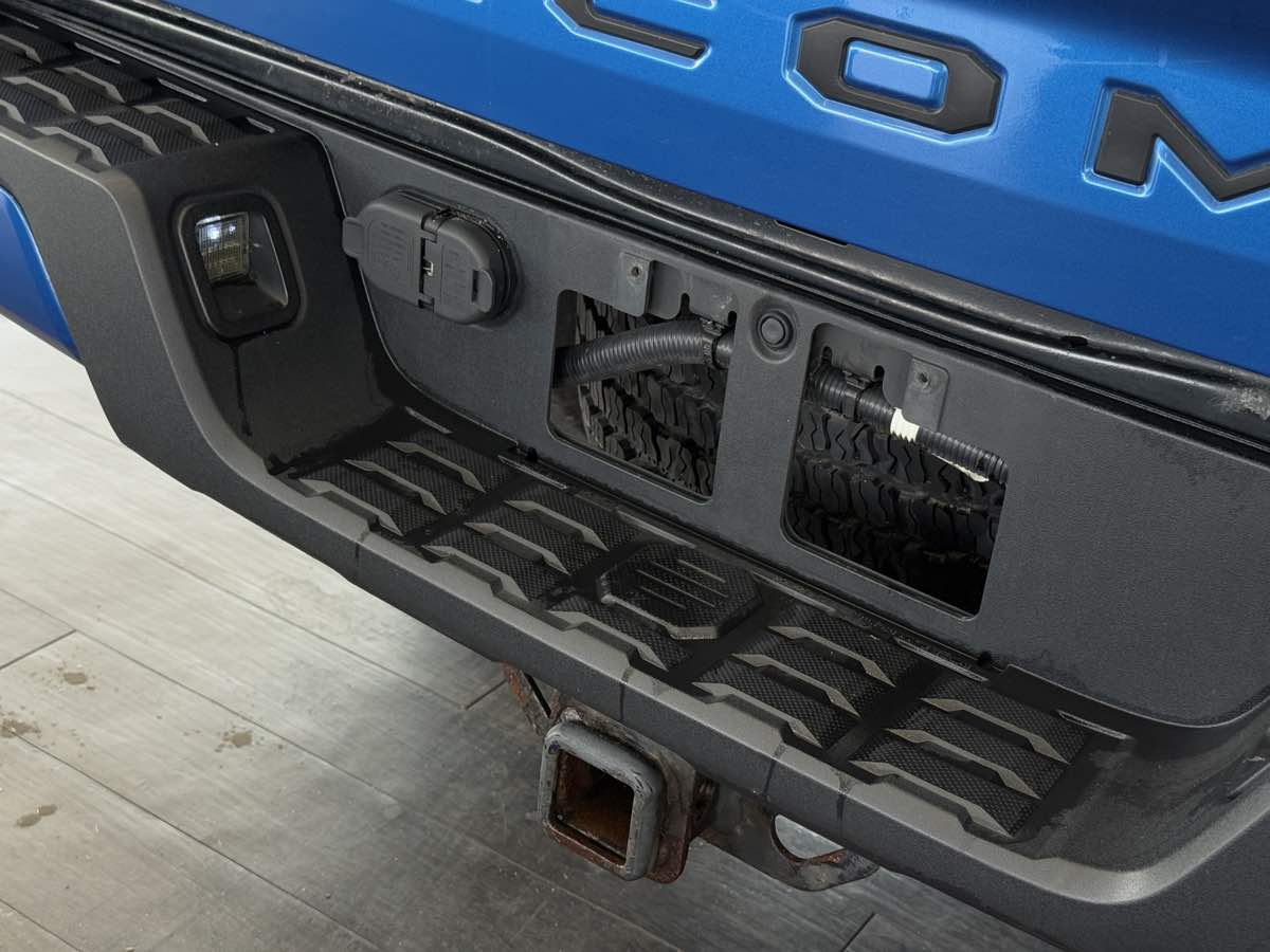 2017 Toyota Tacoma TRD Double Cab V6 4x4 photo 18