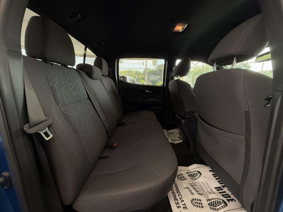 2017 Toyota Tacoma TRD Double Cab V6 4x4 photo 28