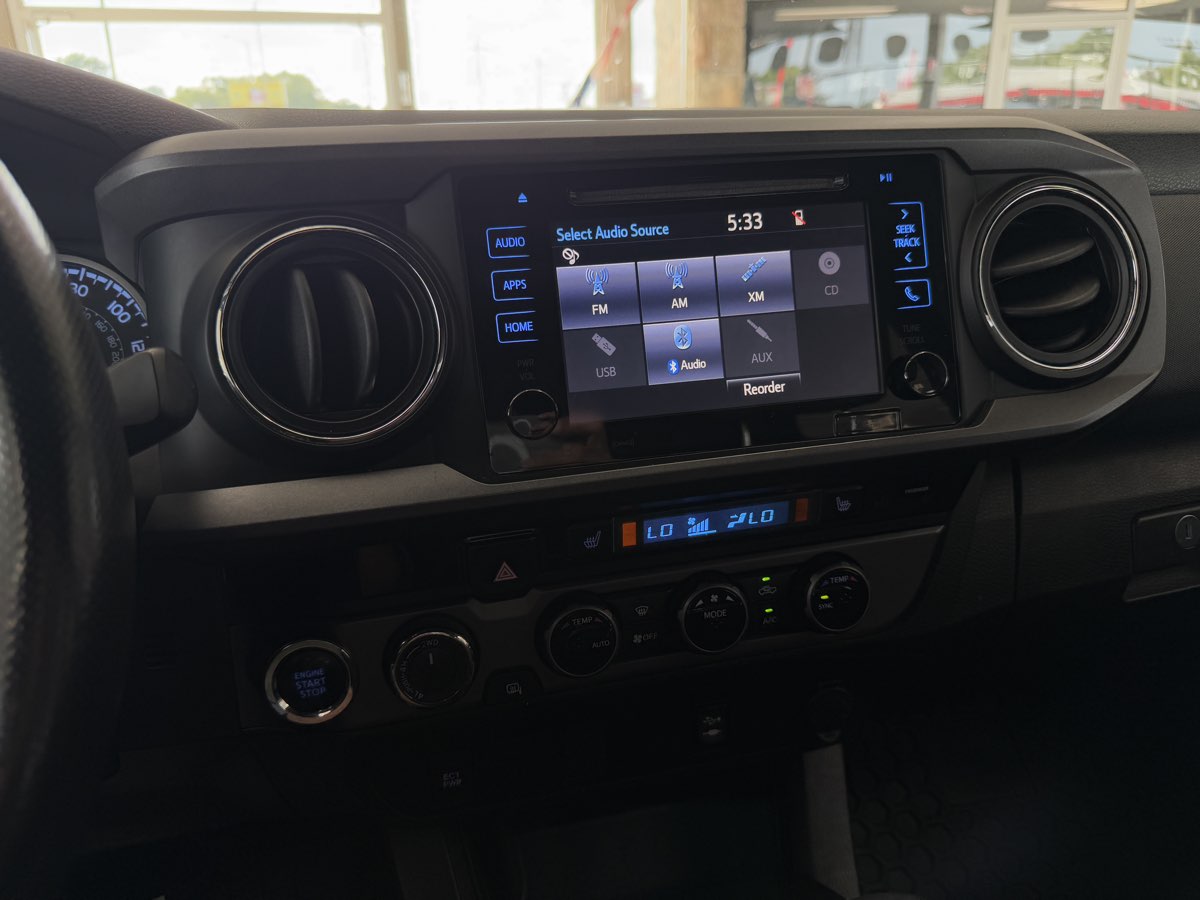 2017 Toyota Tacoma TRD Double Cab V6 4x4 photo 48