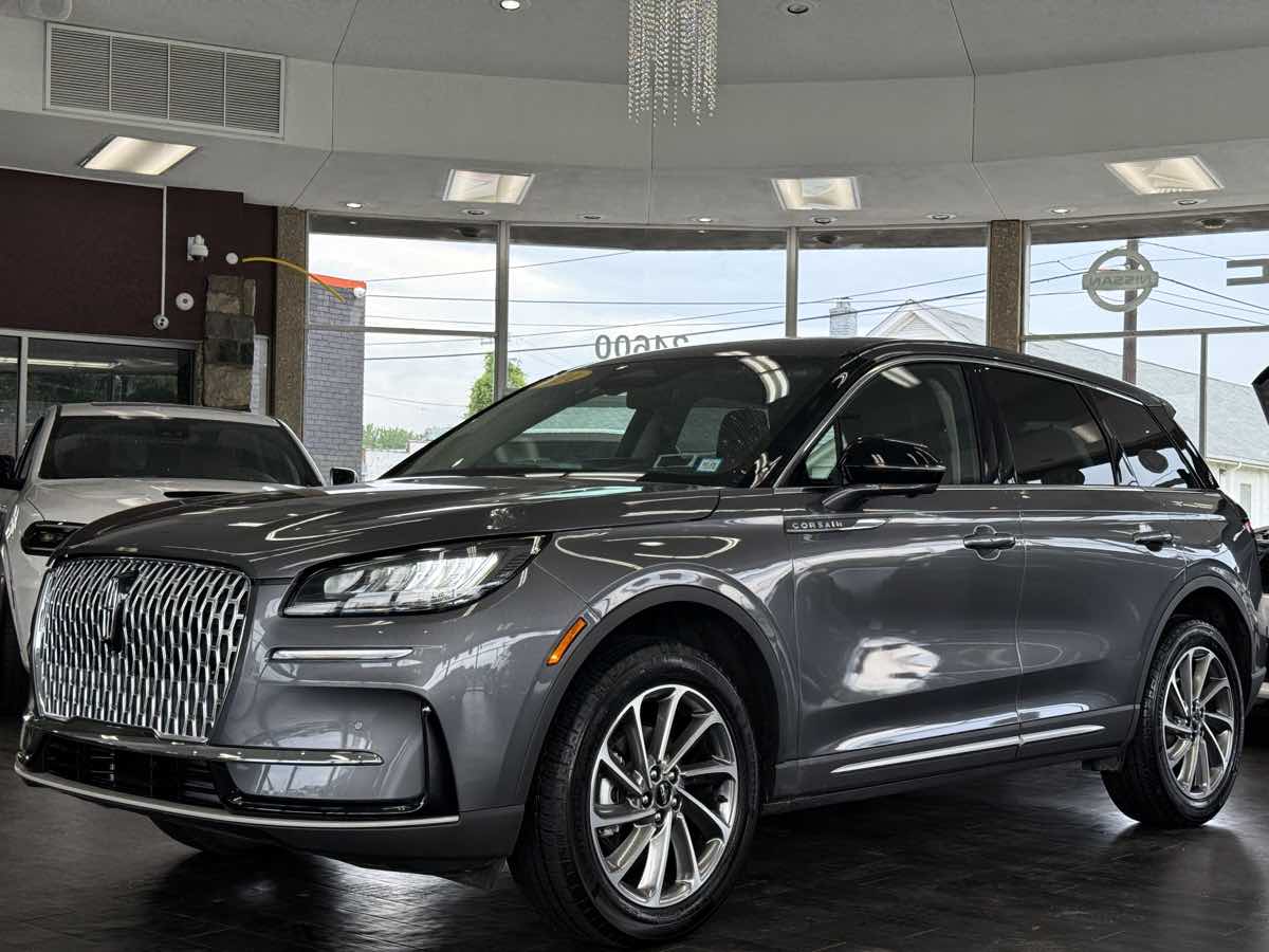 2024 Lincoln Corsair Premiere photo 4