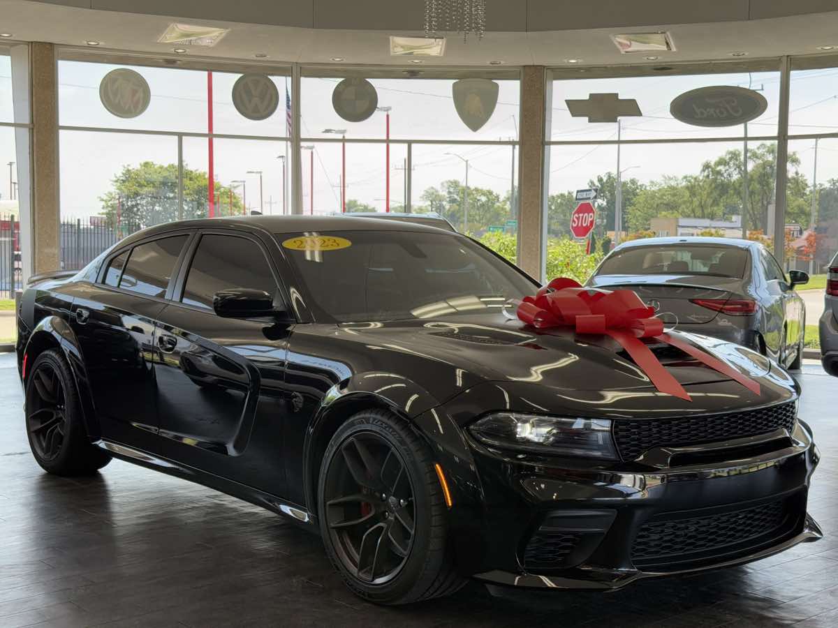 2023 Dodge Charger SRT8 Hellcat Widebody photo 2