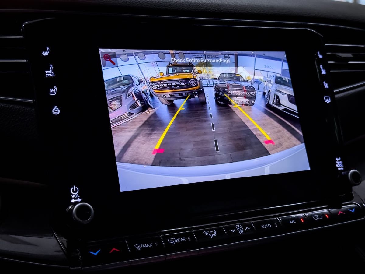 2024 Jeep Wagoneer Base photo 42