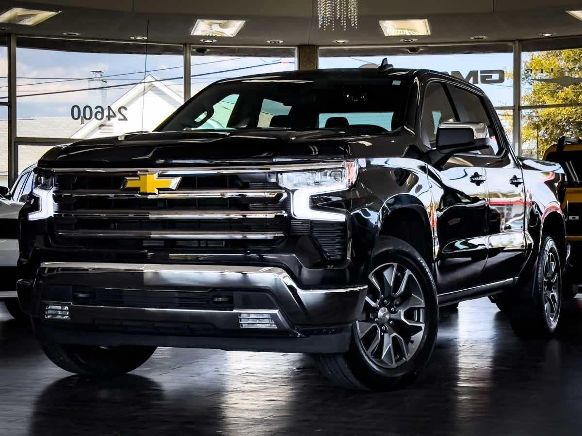 2024 Chevrolet Silverado 1500 LT photo 5