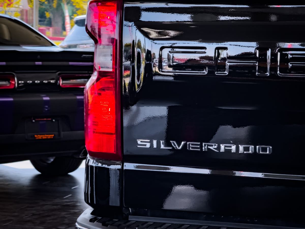 2024 Chevrolet Silverado 1500 LT photo 14