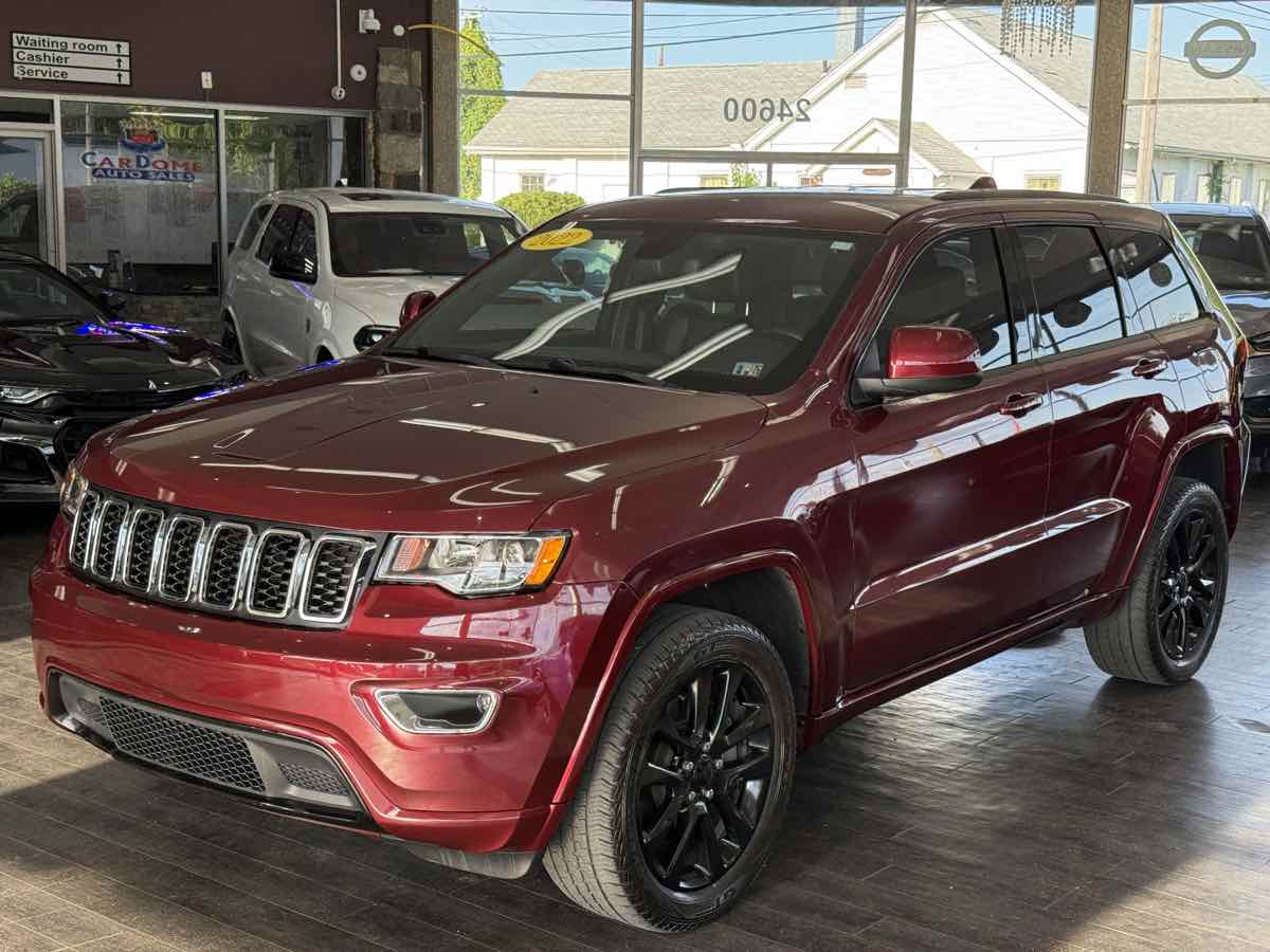 2022 Jeep Cherokee Laredo X photo 3