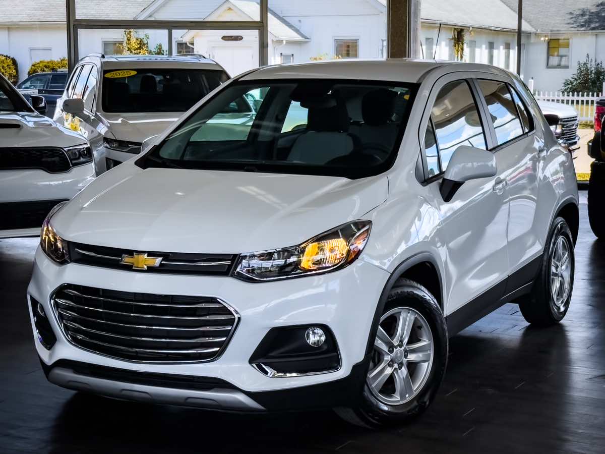 2020 Chevrolet Trax LS photo 6