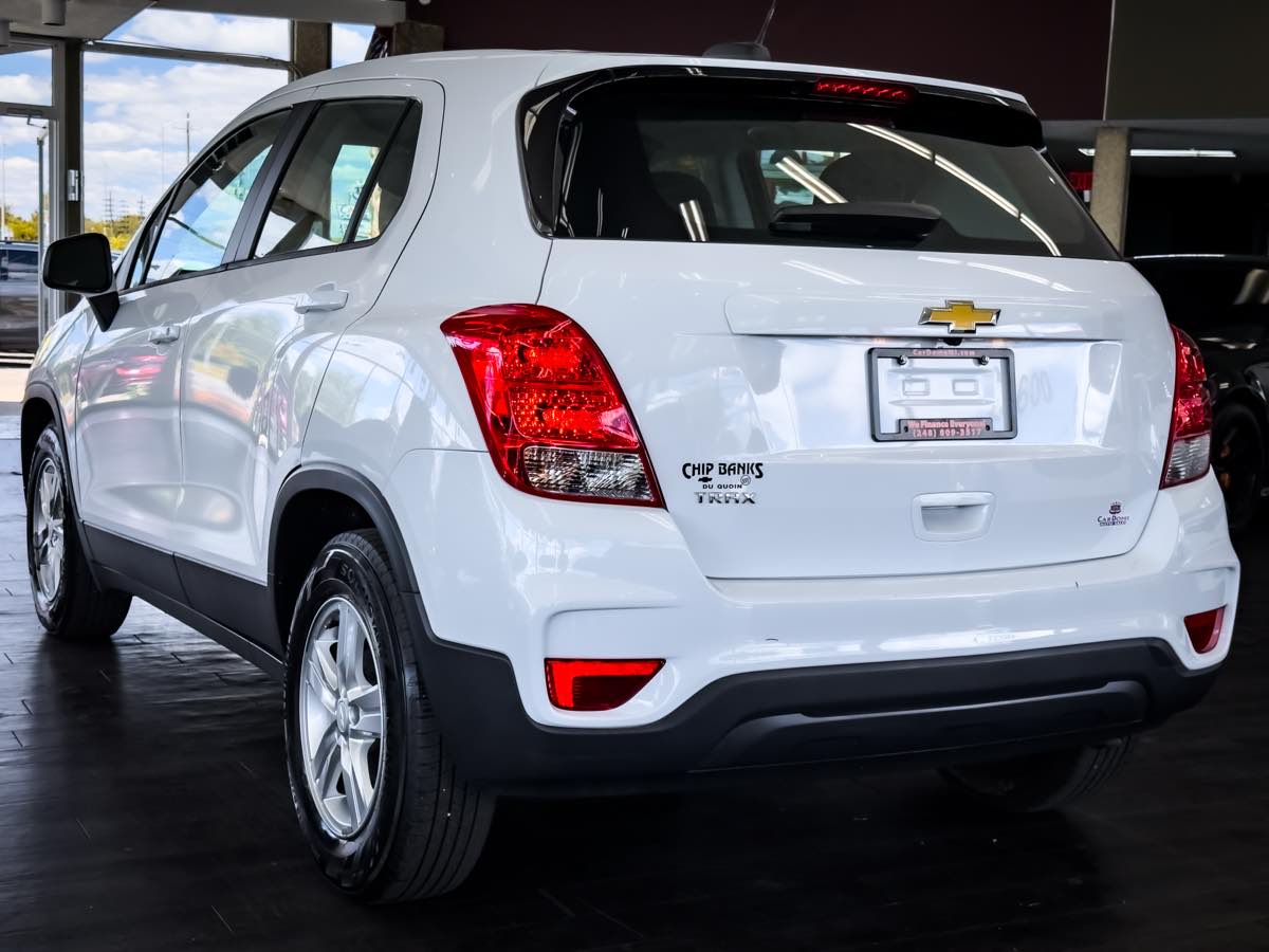 2020 Chevrolet Trax LS photo 9