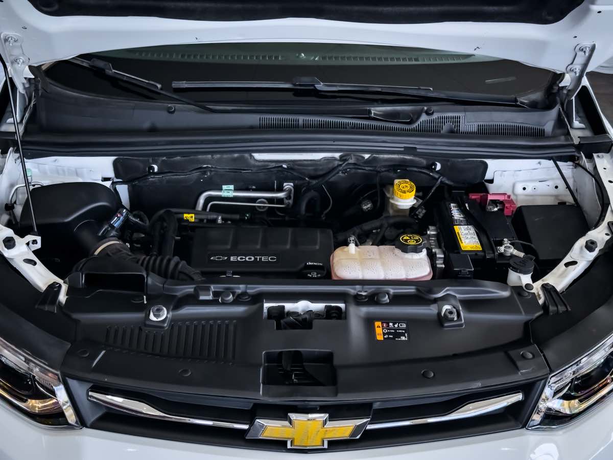 2020 Chevrolet Trax LS photo 22
