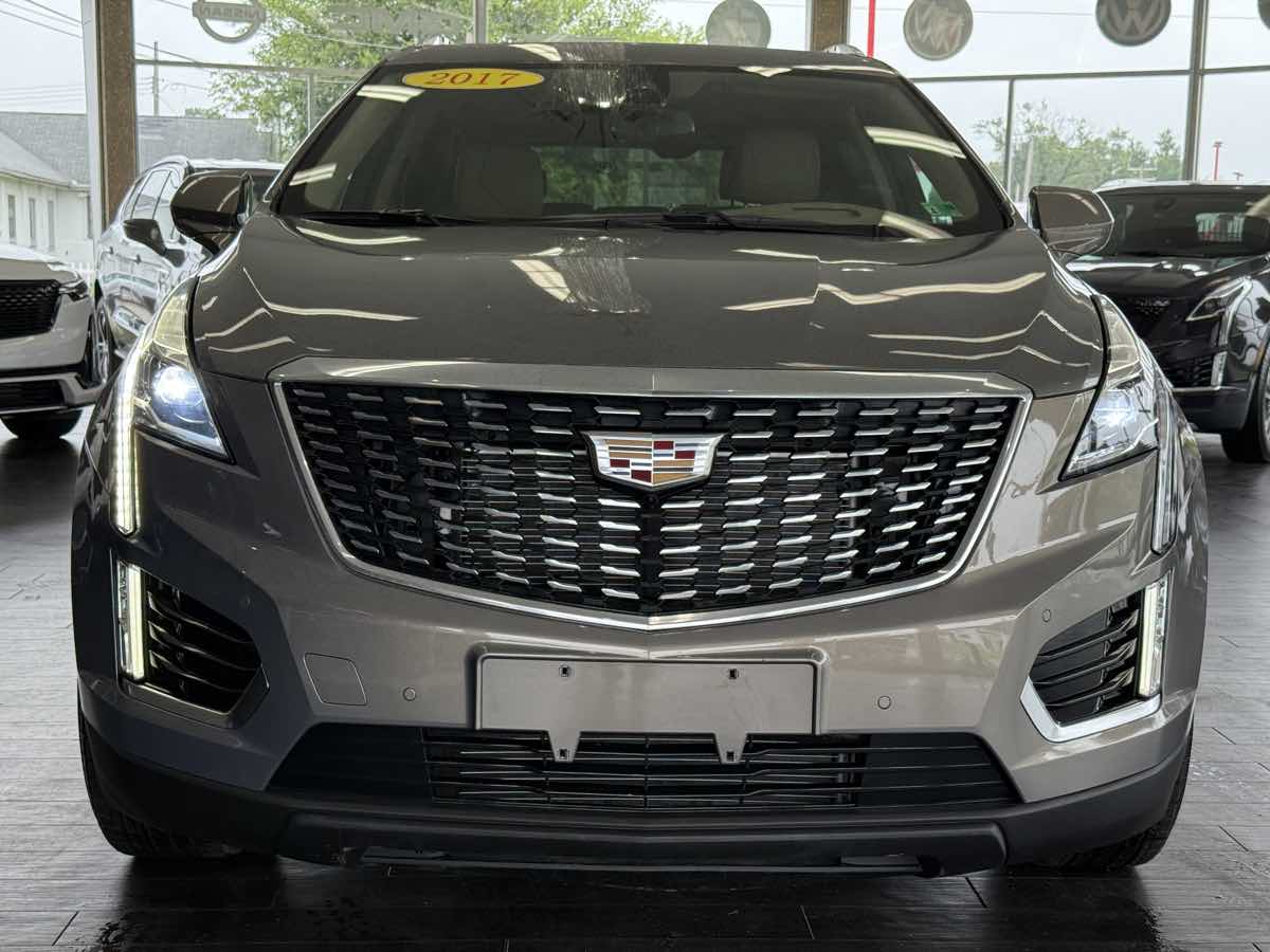 2017 Cadillac XT5 Platinum photo 4