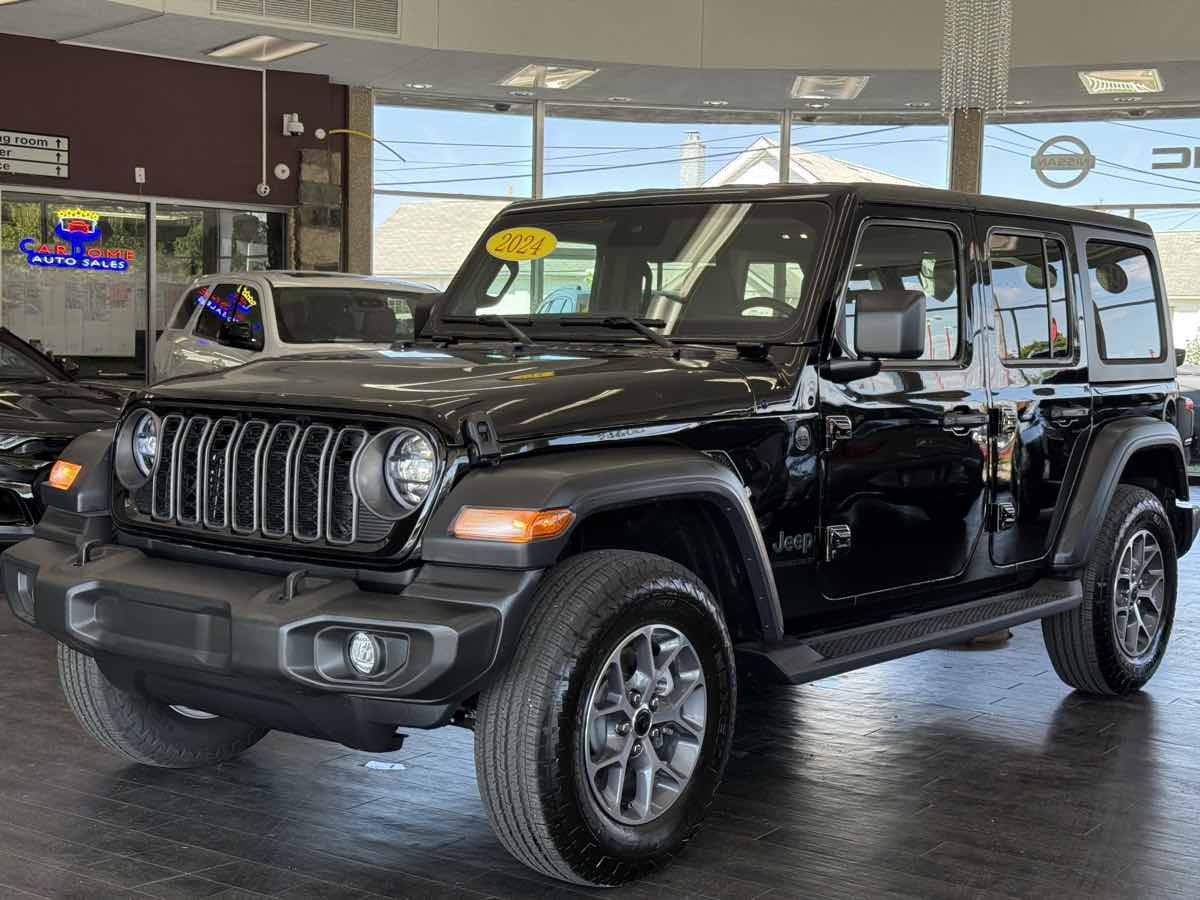 2024 Jeep Wrangler Sport S photo 4