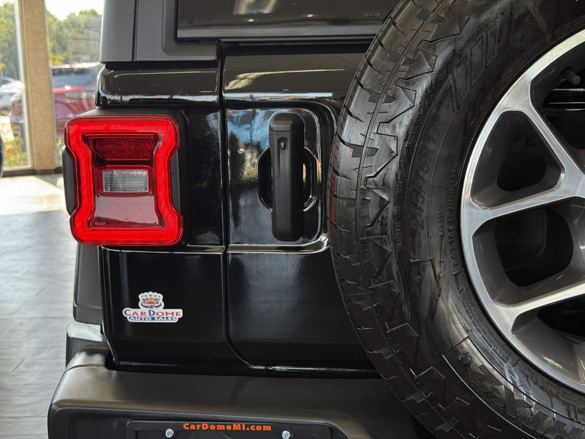 2024 Jeep Wrangler Sport S photo 16