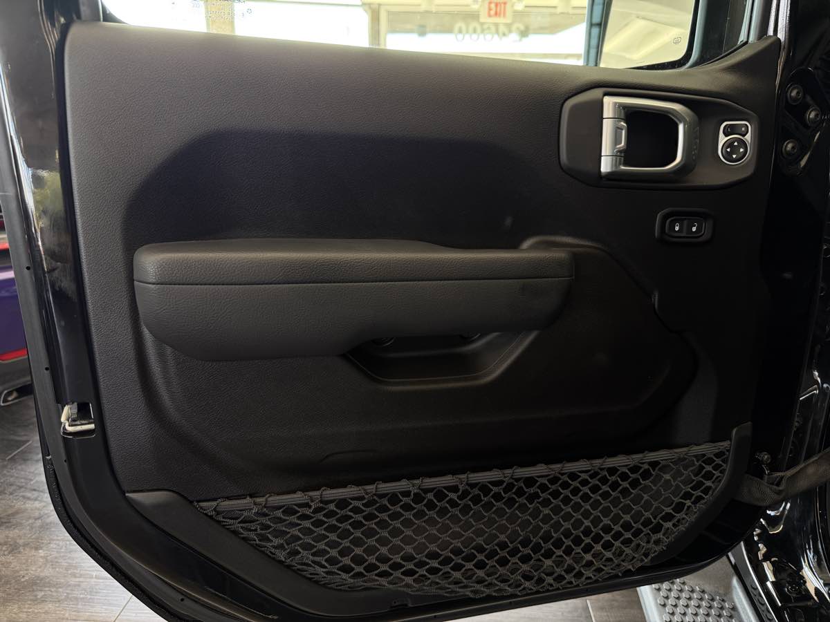 2024 Jeep Wrangler Sport S photo 22