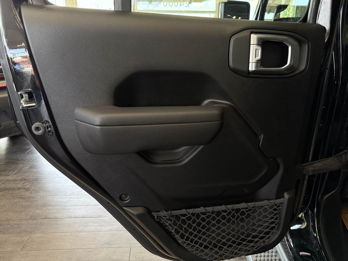 2024 Jeep Wrangler Sport S photo 24