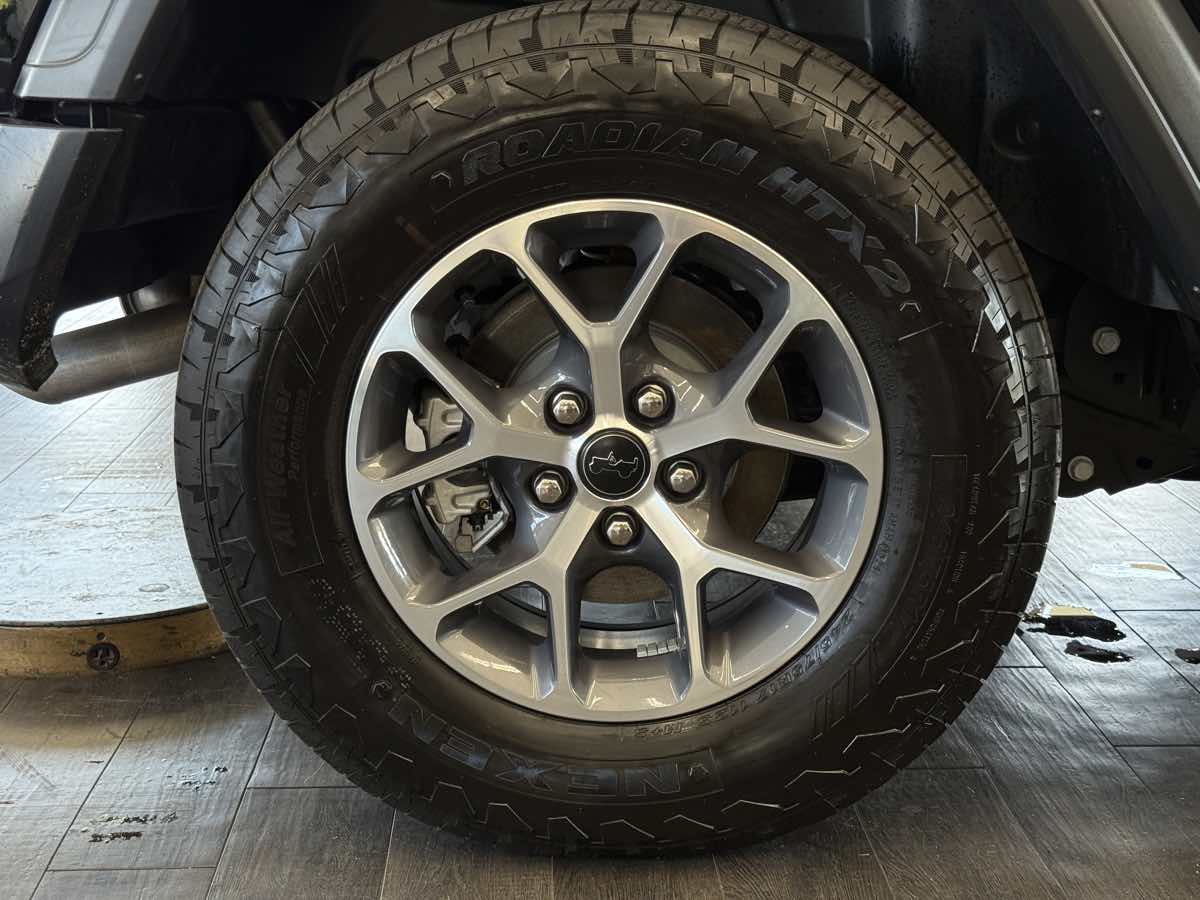 2024 Jeep Wrangler Sport S photo 30